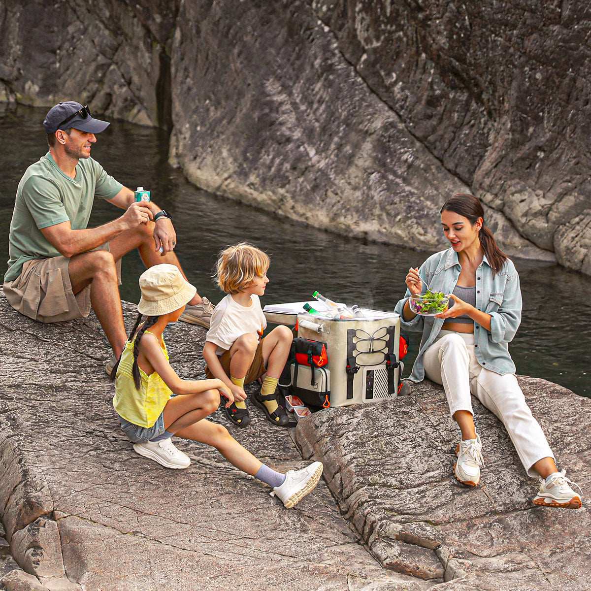 Litheli FrozenPack camping refrigerator with detachable pockets for utensils