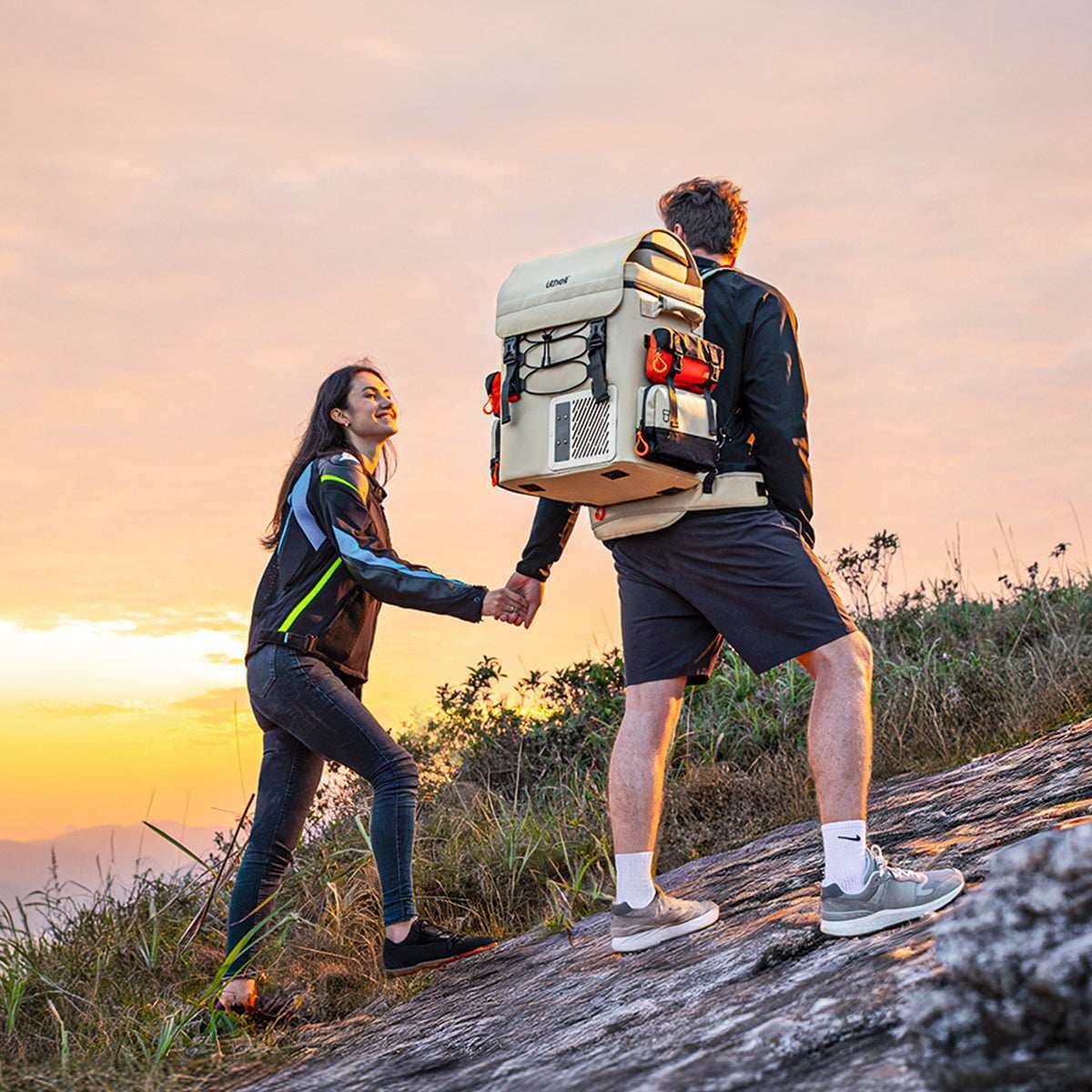 Litheli FrozenPack: The First Backpack Car Fridge|Includes 2 x 4.0Ah  Batteries options